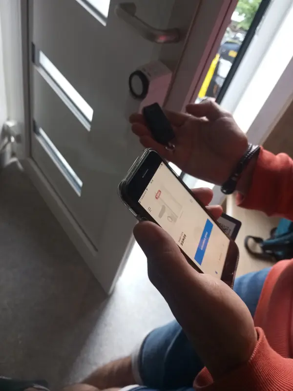 Nastavení smart locku Abus v mobilní aplikaci